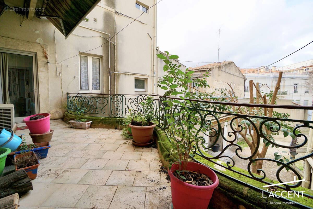 Appartement à NIMES