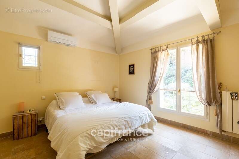 Maison à MARSEILLE-9E