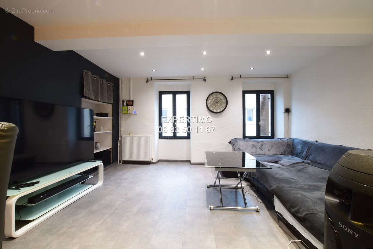 Appartement à RIVES