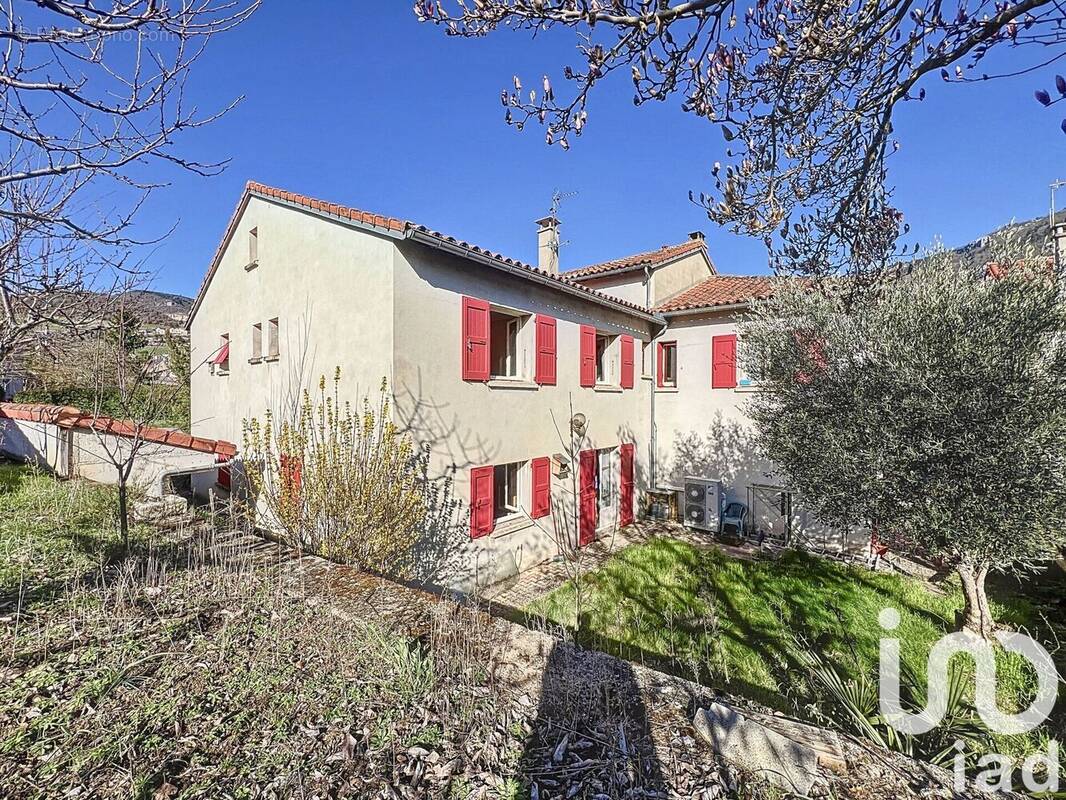 Photo 1 - Maison à AGUESSAC