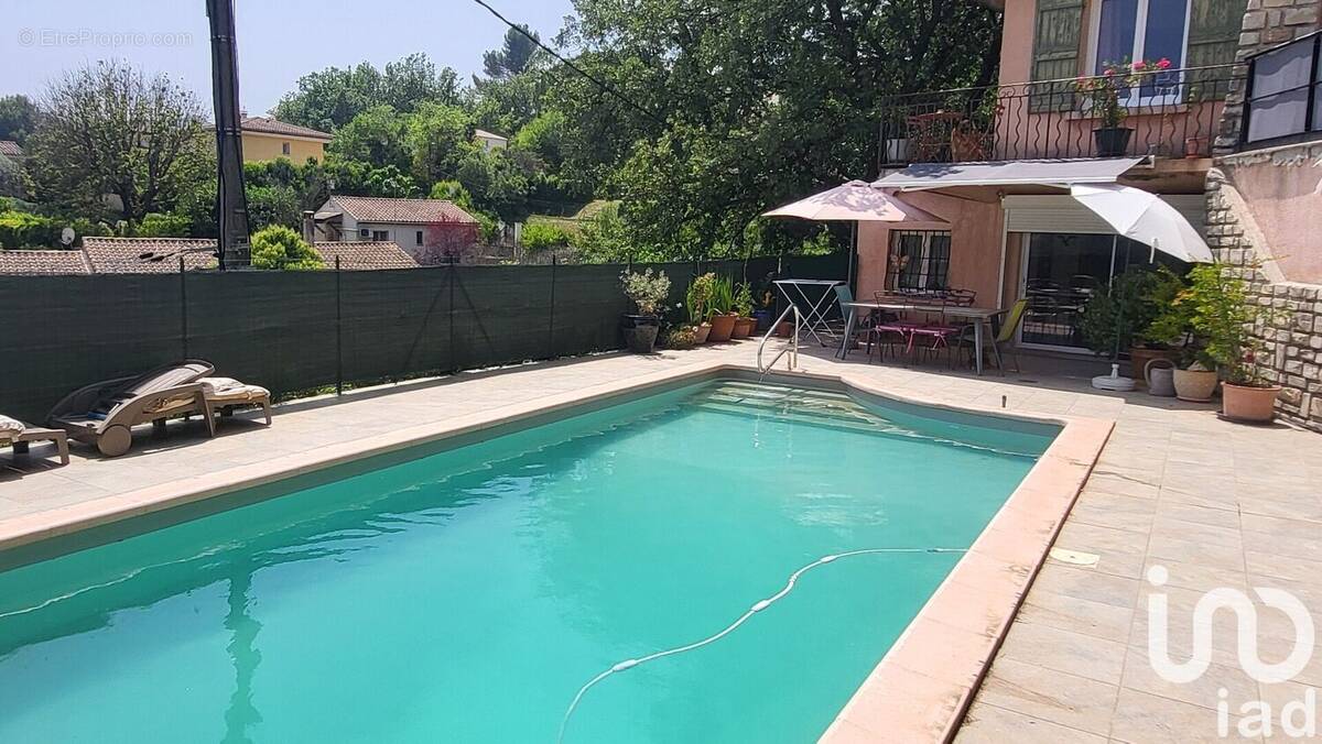 Photo 1 - Appartement à LA DESTROUSSE