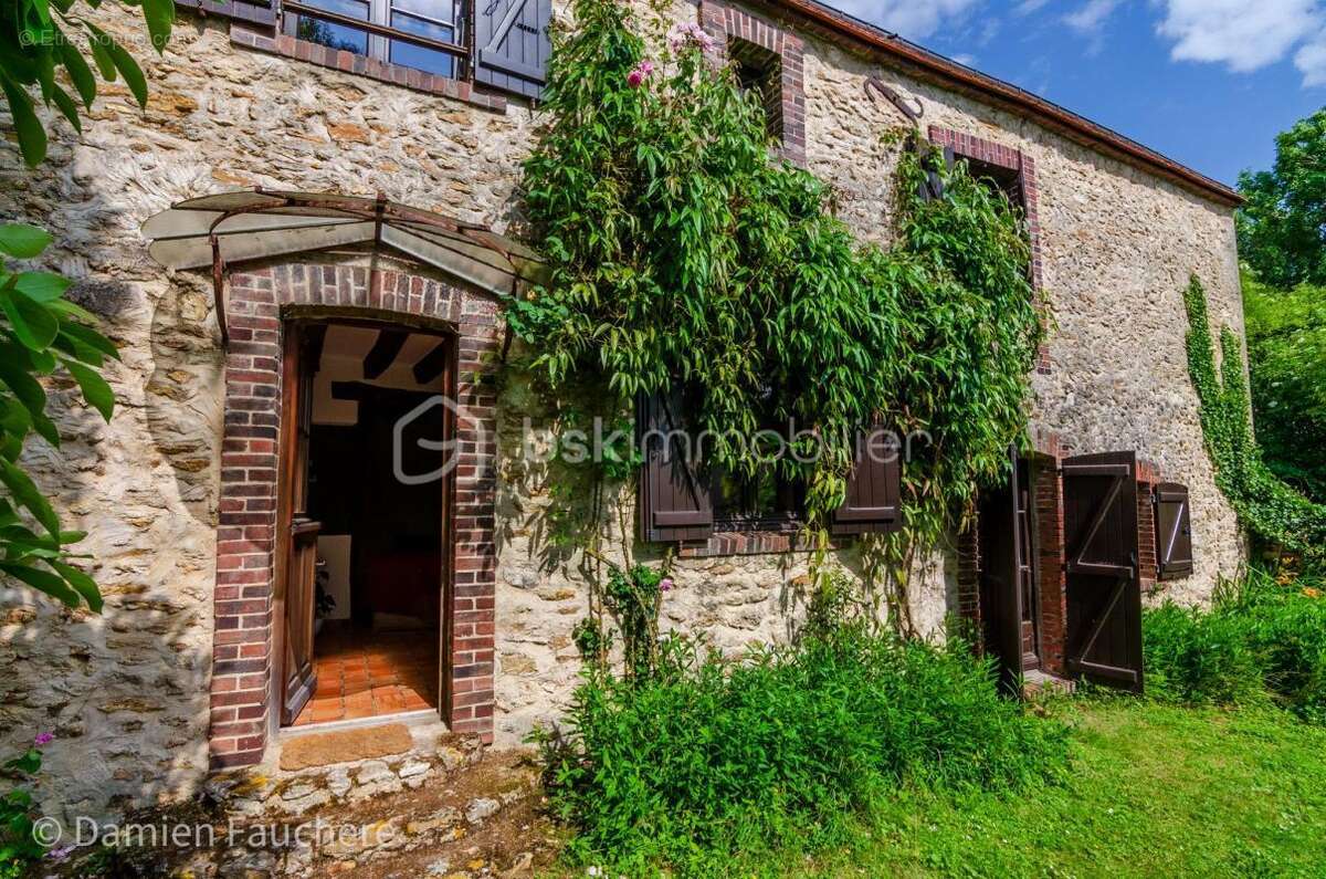 Maison à AUNEAU