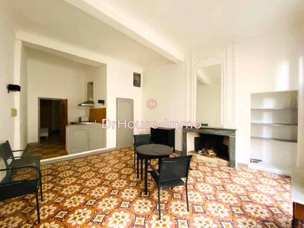 Appartement à UZES