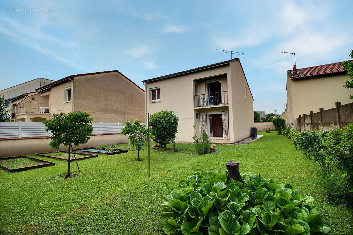 Maison à CLERMONT-FERRAND