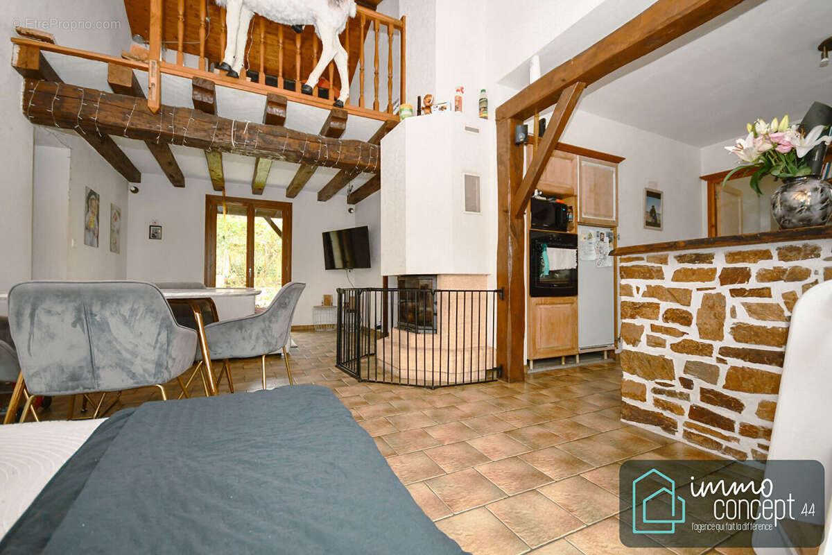 Maison à SAINT-AIGNAN-GRANDLIEU