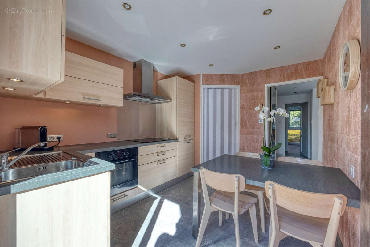 Appartement à MOIRANS