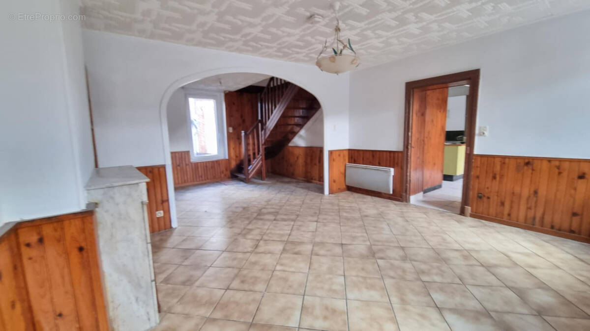 Maison à LAPALISSE
