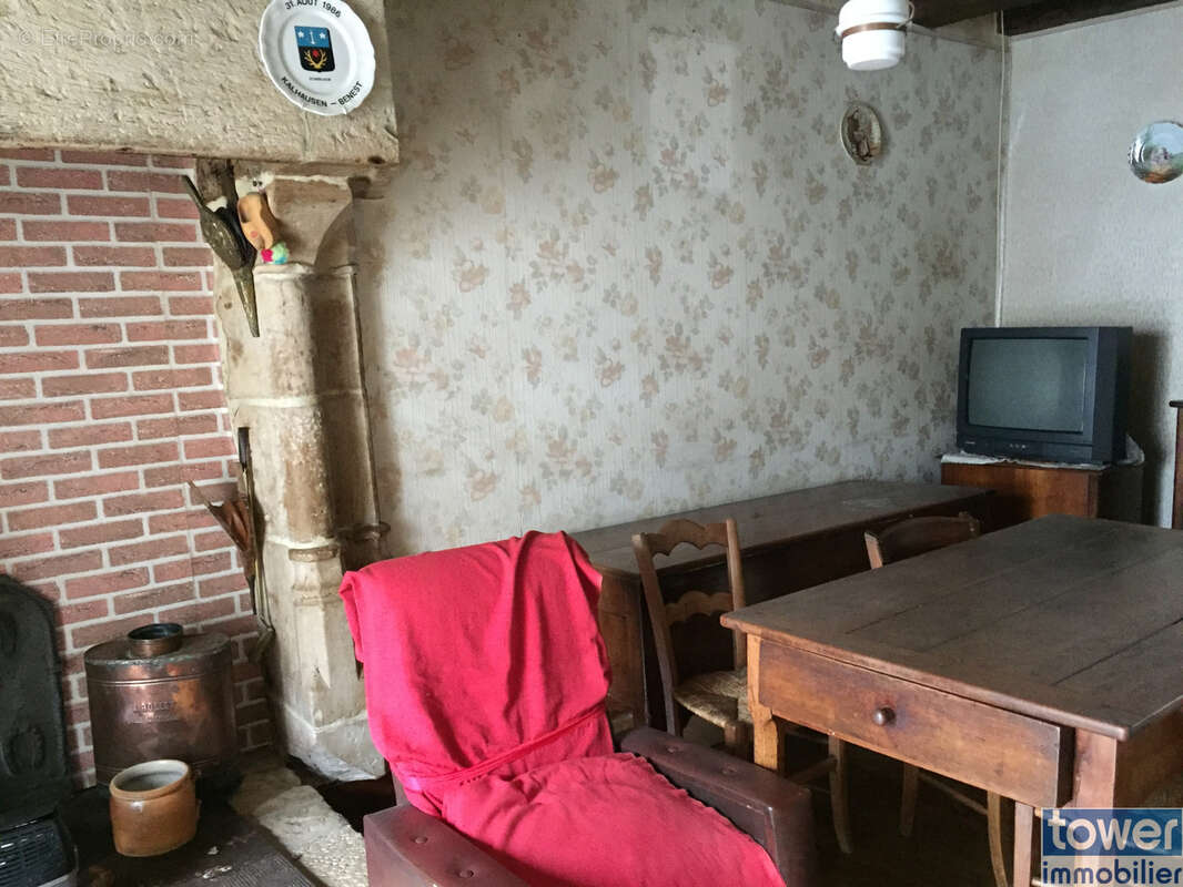 Maison à BENEST