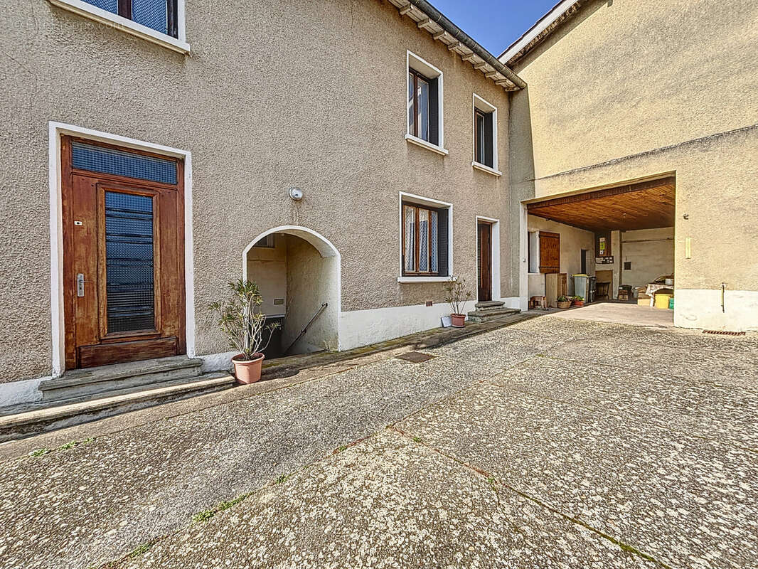Maison à COMMUNAY
