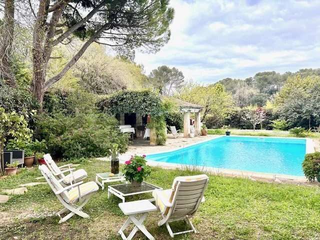 Maison à MOUGINS