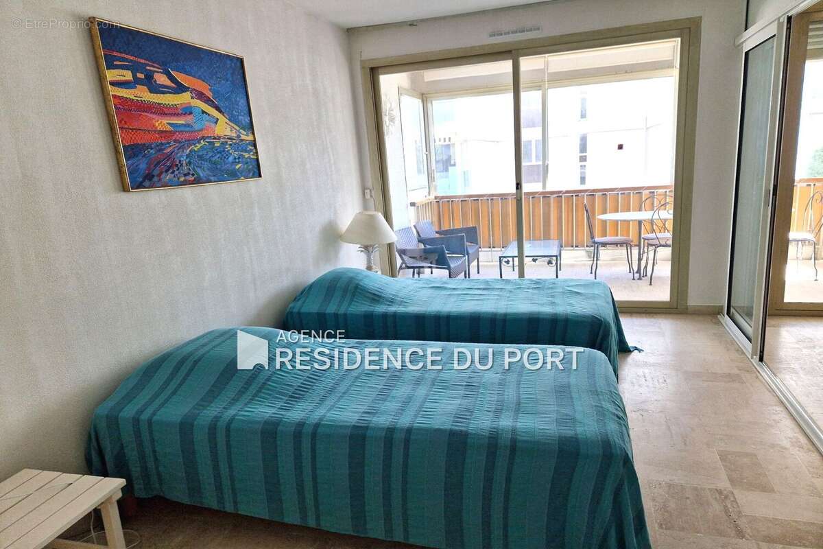 Appartement à MANDELIEU-LA-NAPOULE