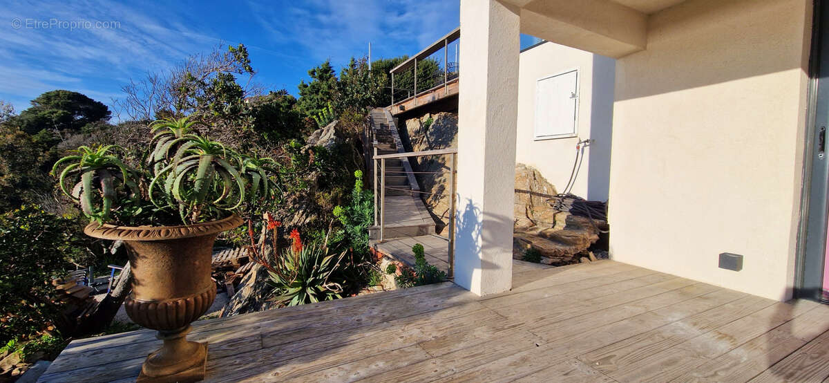 Maison à HYERES