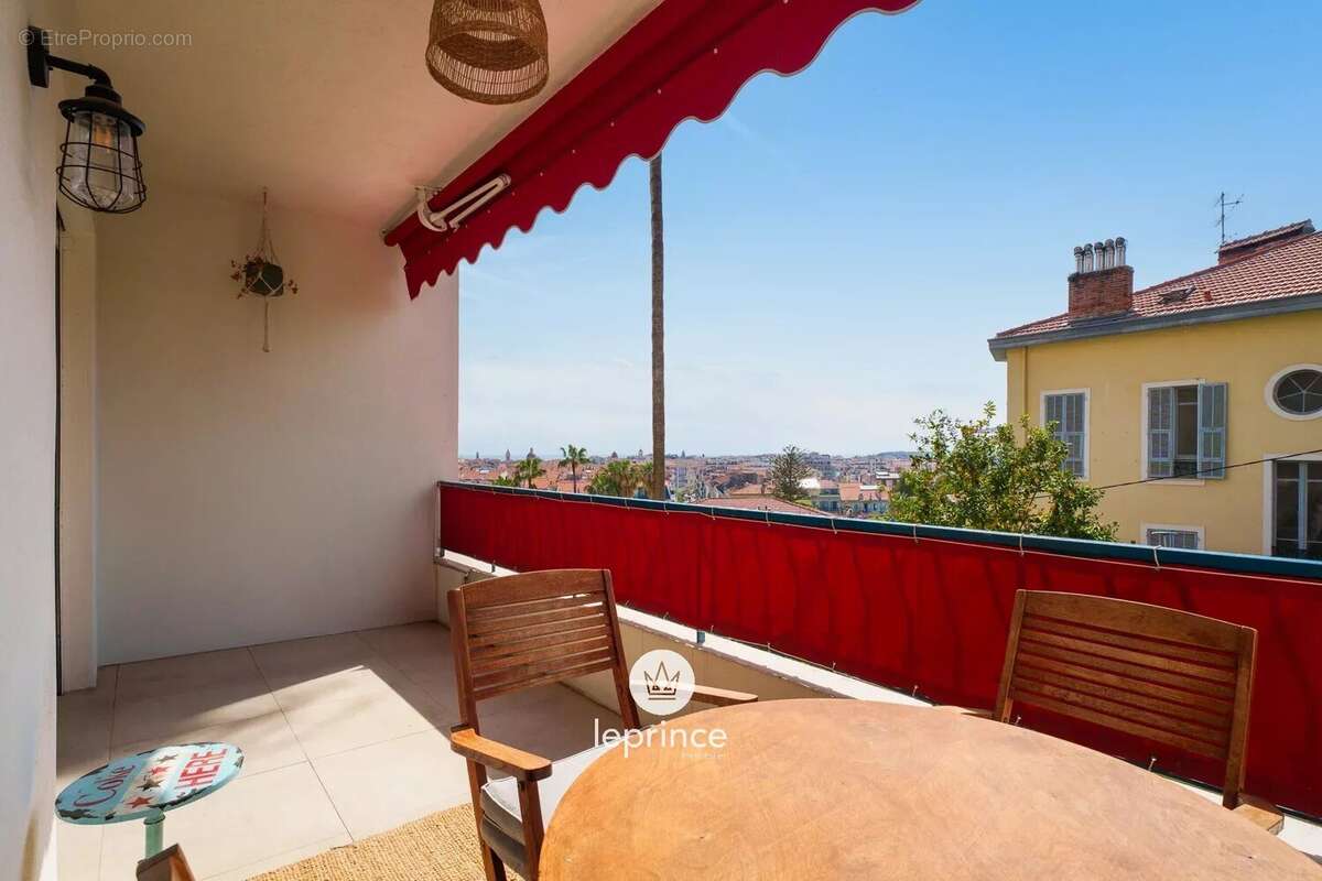 Appartement à NICE