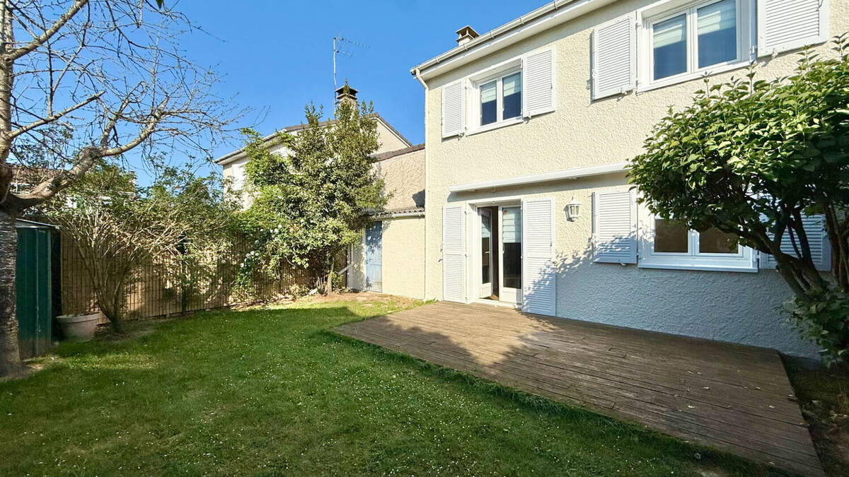 Maison à SOISY-SUR-SEINE