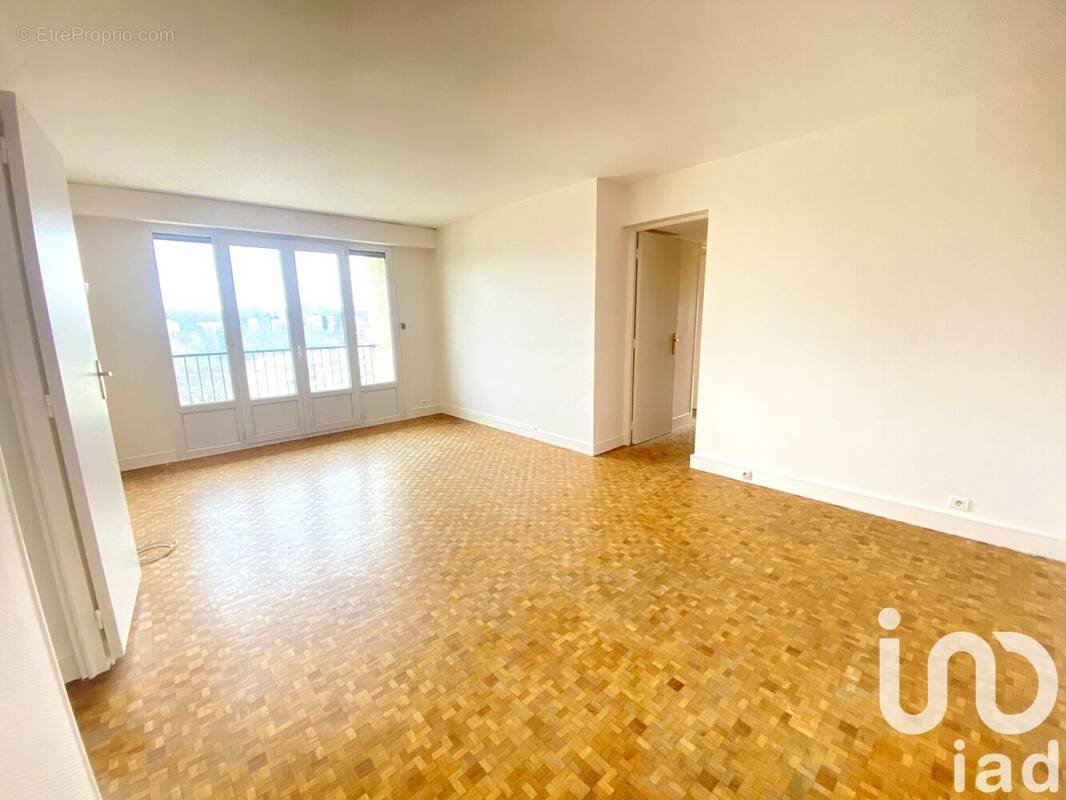 Photo 1 - Appartement à SAVIGNY-SUR-ORGE