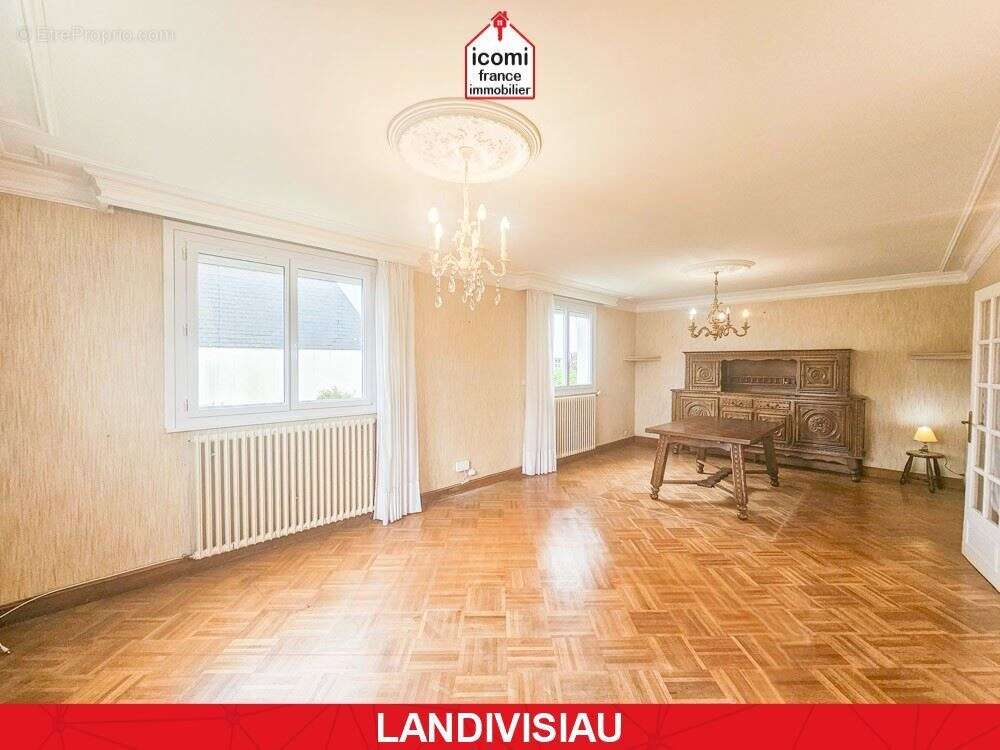 Maison à LANDIVISIAU