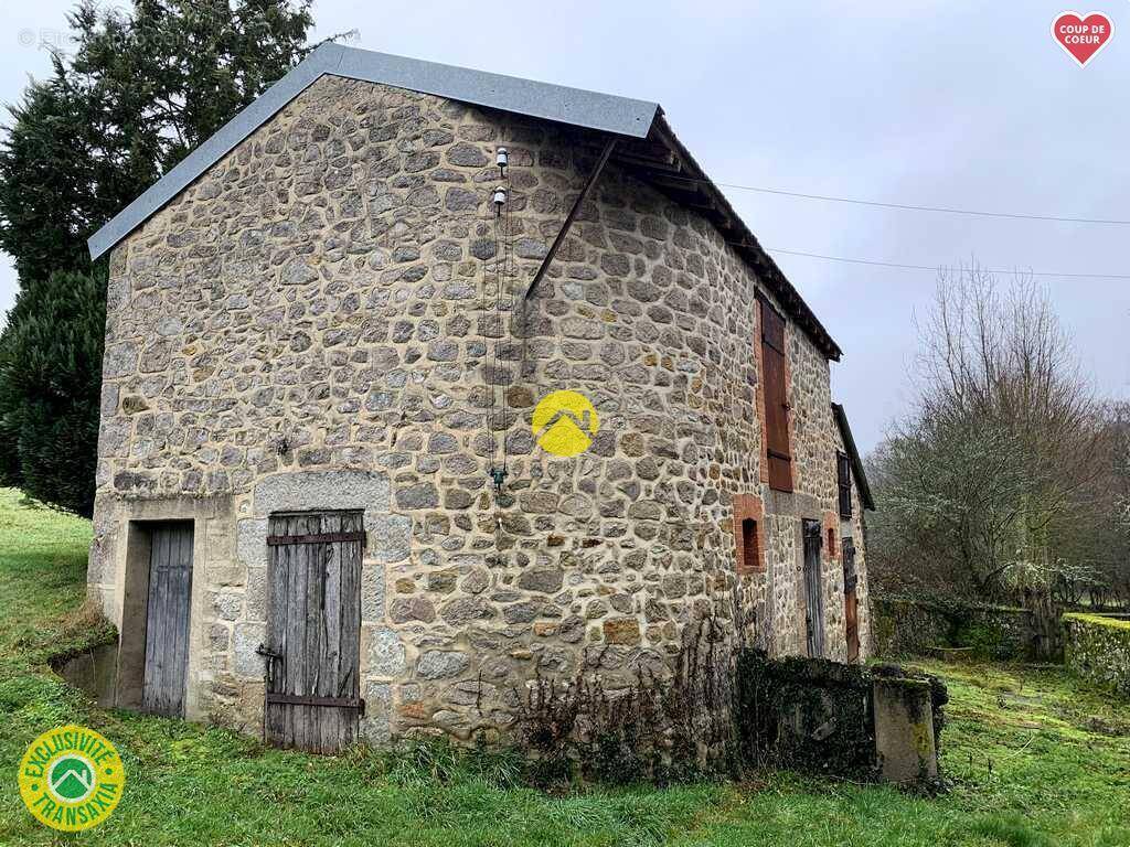Maison à BOUSSAC