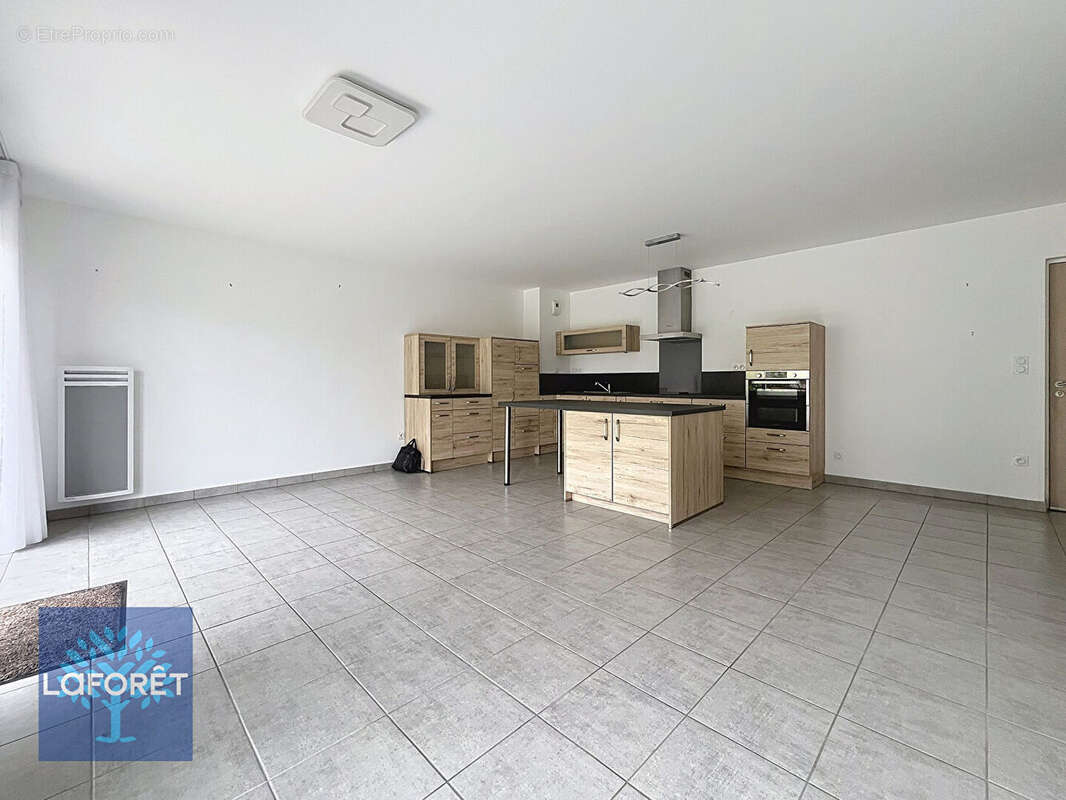 Appartement à FOUGERES