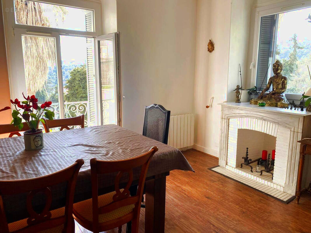 Appartement à MENTON