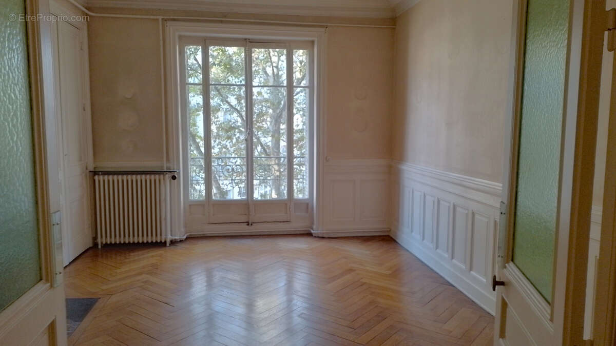 Appartement à LYON-6E