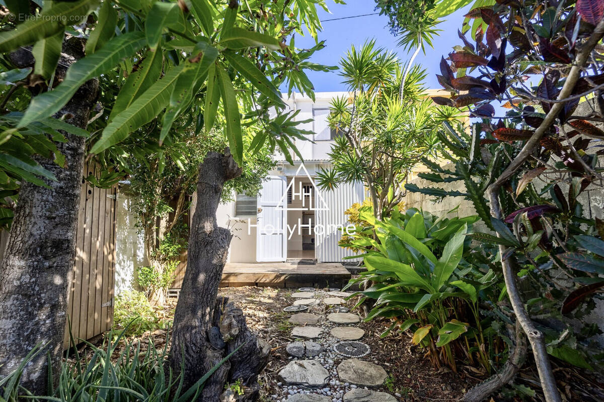 Photo 1 - Maison à SAINT-PIERRE