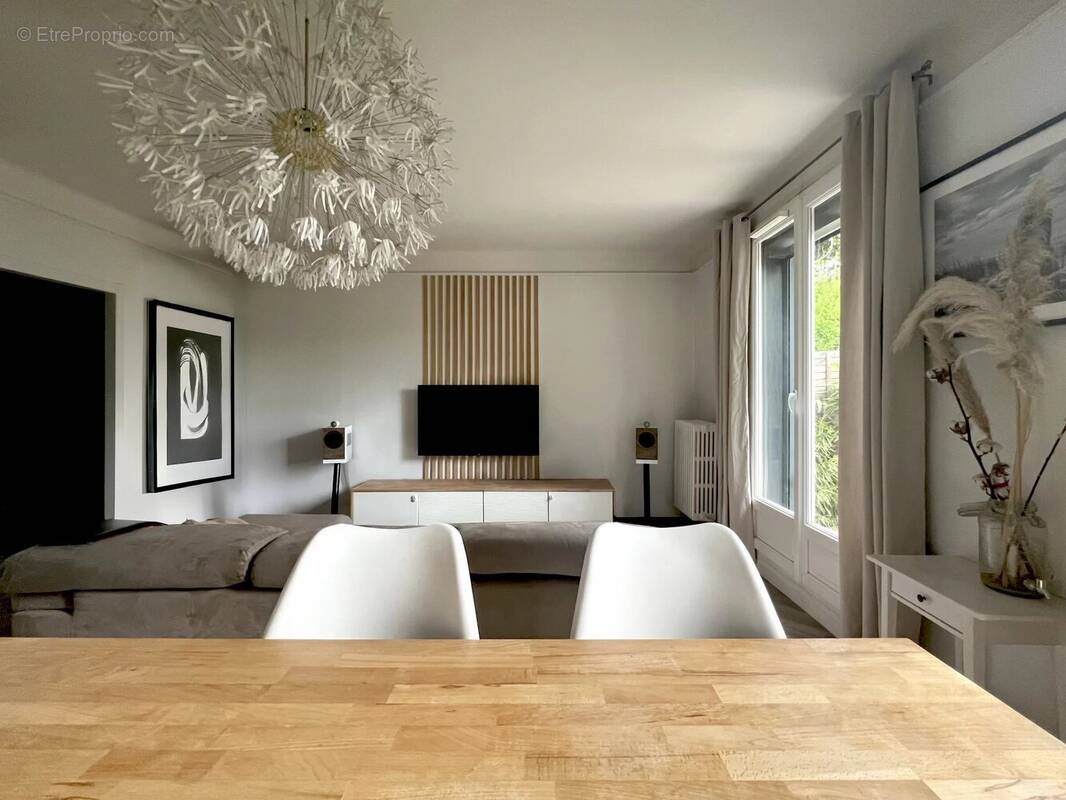 Appartement à SAINT-MAUR-DES-FOSSES