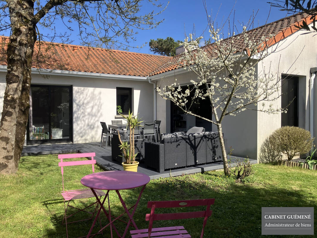 Maison à LES SORINIERES