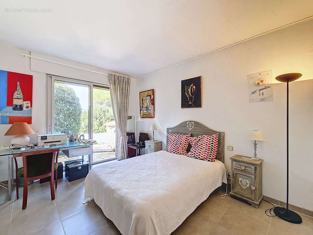 Maison à MOUGINS