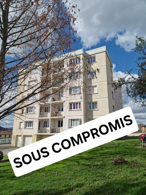 Appartement à PONT-EVEQUE