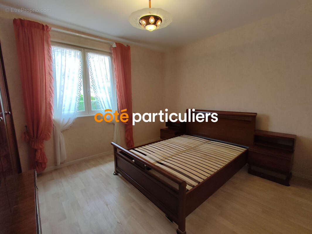 Maison à CORQUILLEROY