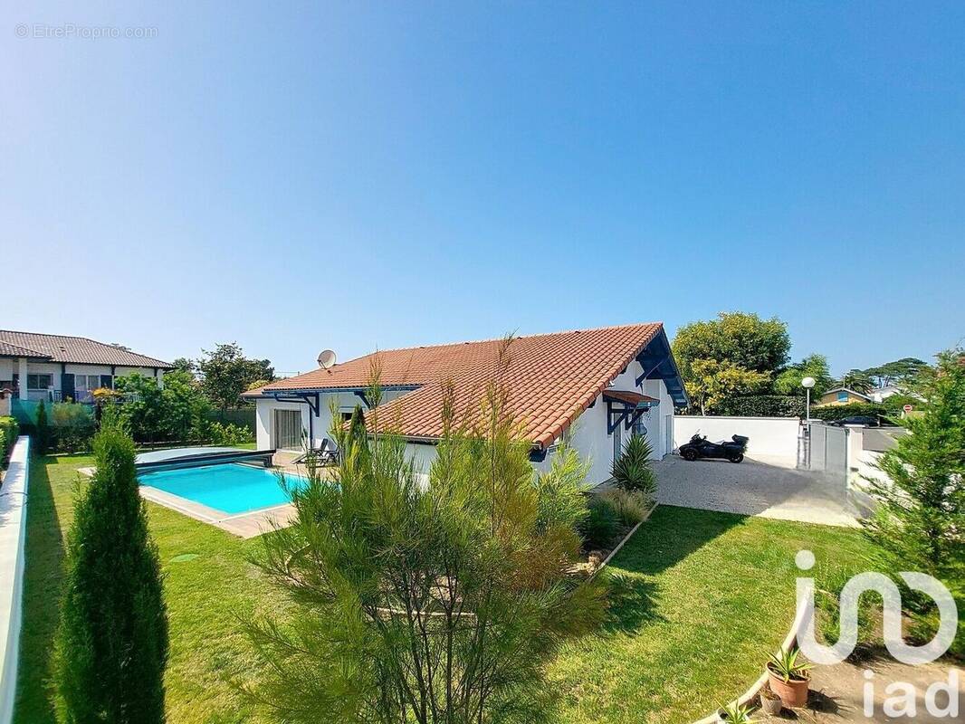 Photo 1 - Maison à ANGLET