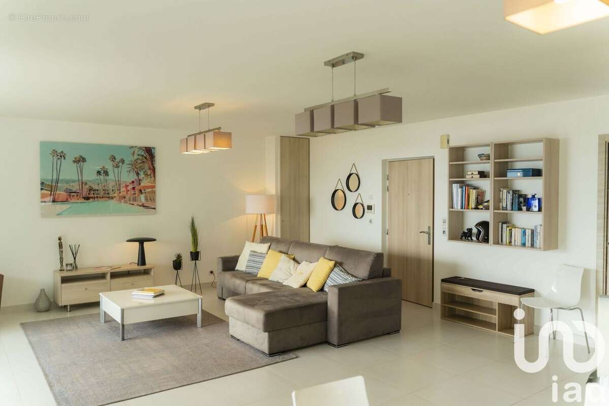Photo 2 - Appartement à ROQUEBRUNE-CAP-MARTIN