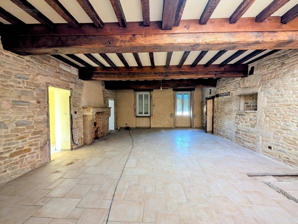 Appartement à SENNECEY-LES-DIJON
