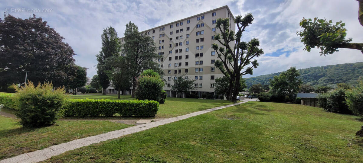 Appartement à ECHIROLLES