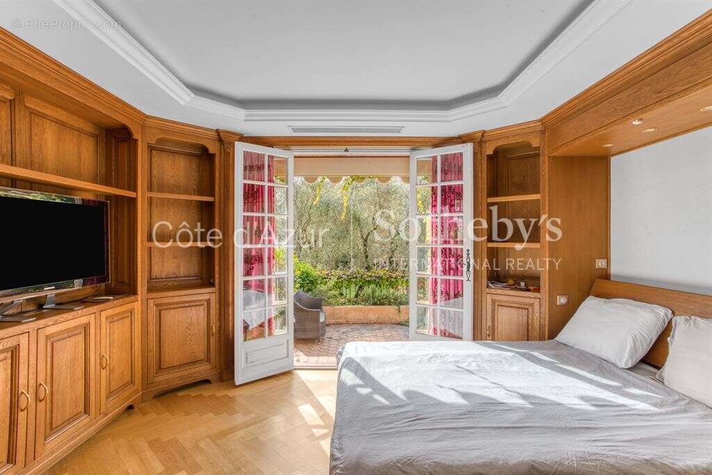 Maison à MOUGINS