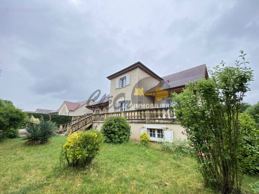 Maison à CHAGNY
