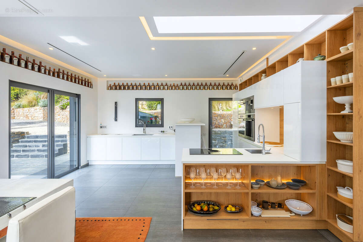 Maison à MOUGINS