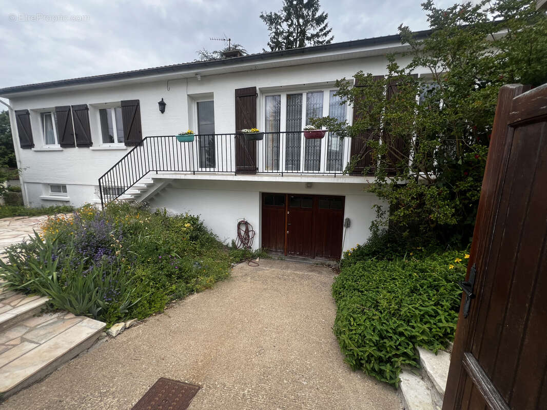 Maison à CHATELLERAULT