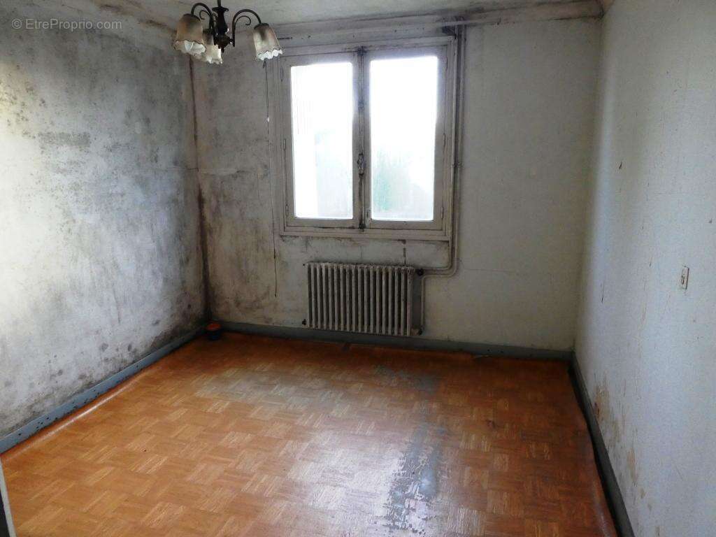 Maison à LOCMALO
