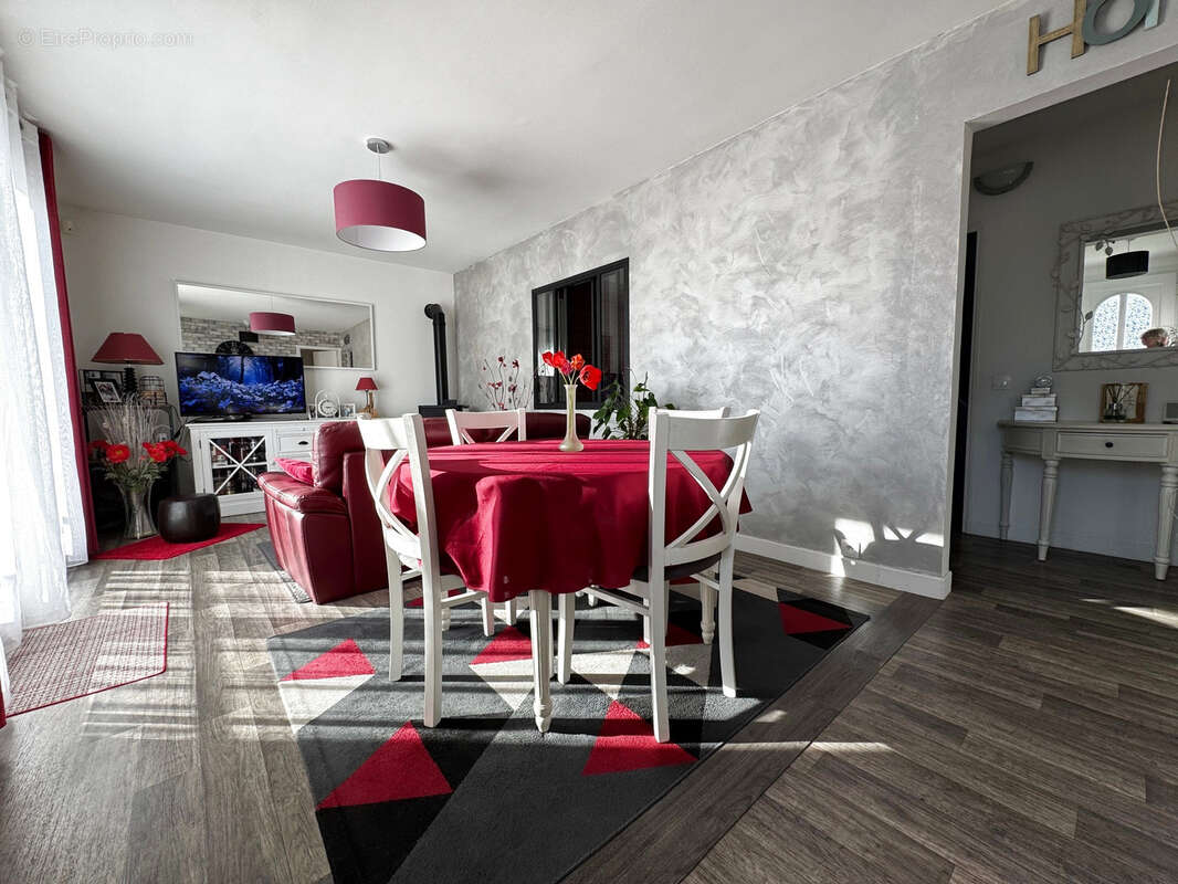 Maison à PLAILLY