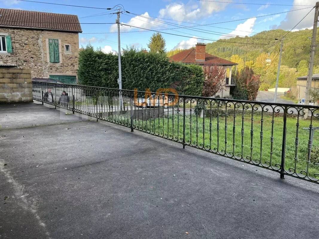 Appartement à AUBIN