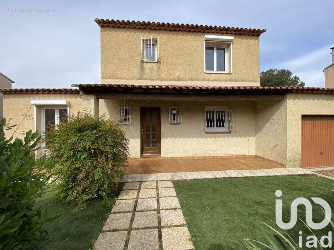 Photo 1 - Maison à SALON-DE-PROVENCE