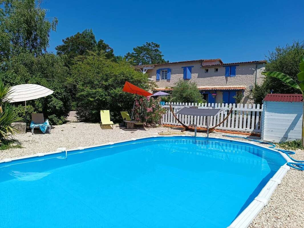 Maison à VERTEUIL-SUR-CHARENTE