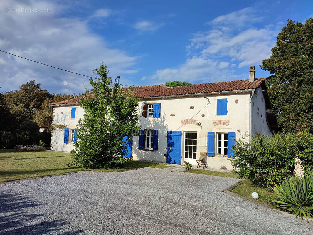 Maison à PISSOS