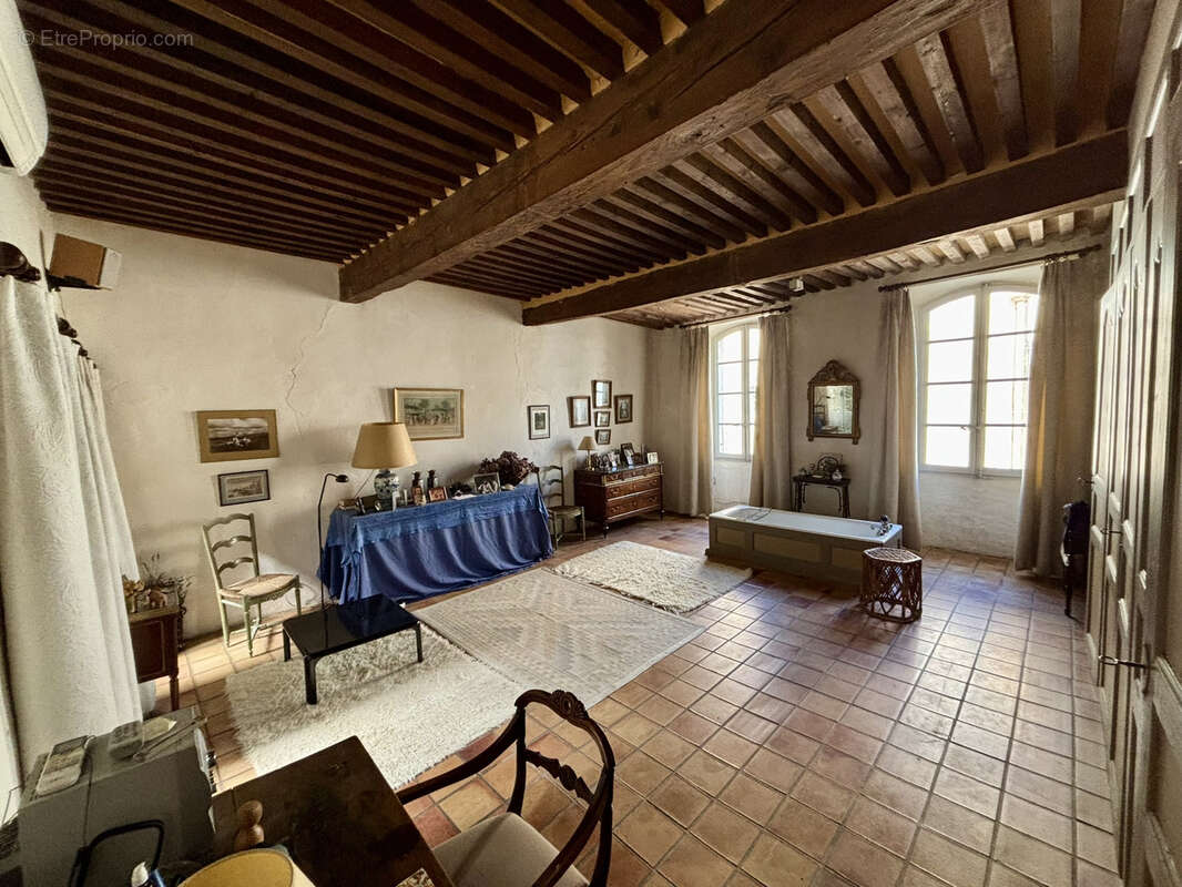 Maison à GRIGNAN