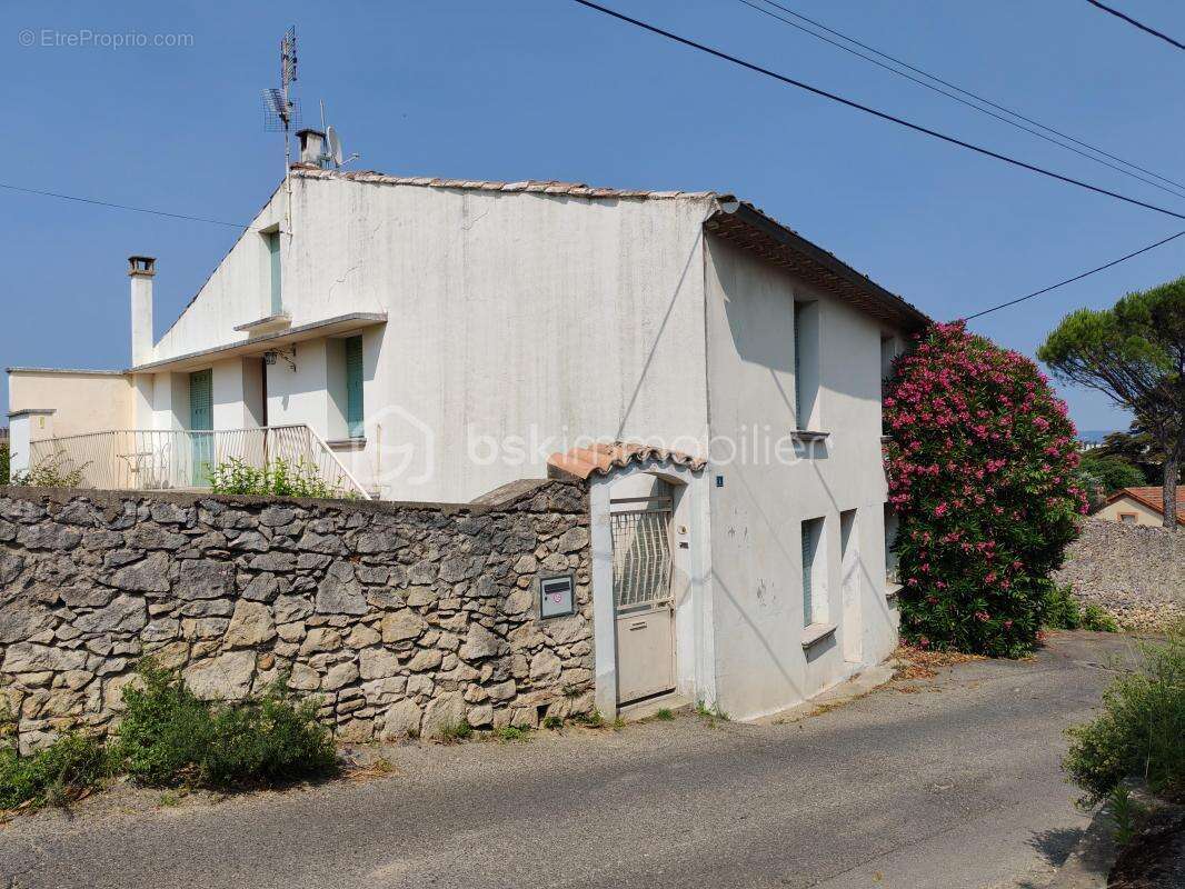 Maison à BOURG-SAINT-ANDEOL
