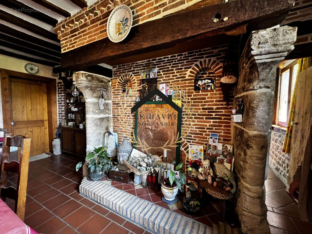 Maison à ANGERVILLE-L&#039;ORCHER