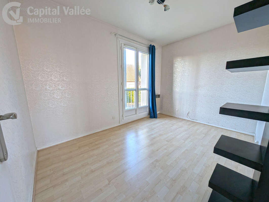 Appartement à ETRECHY