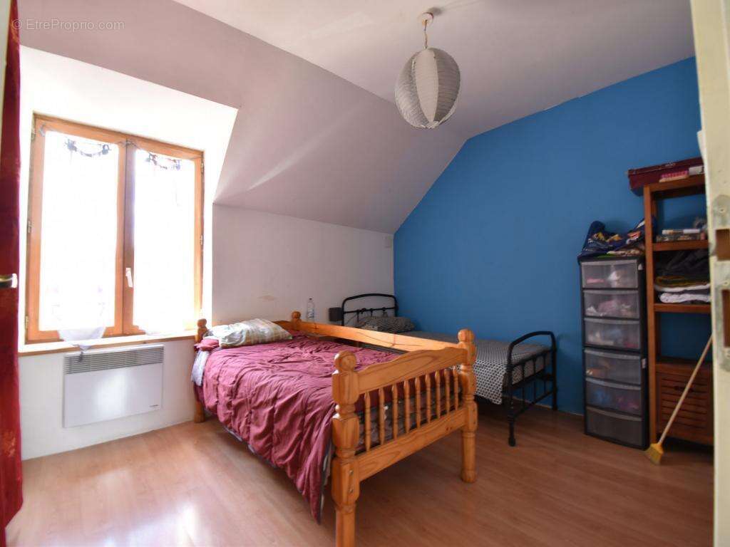 Maison à ETAMPES