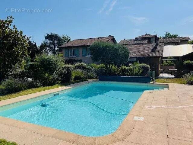 Maison à CHARLY